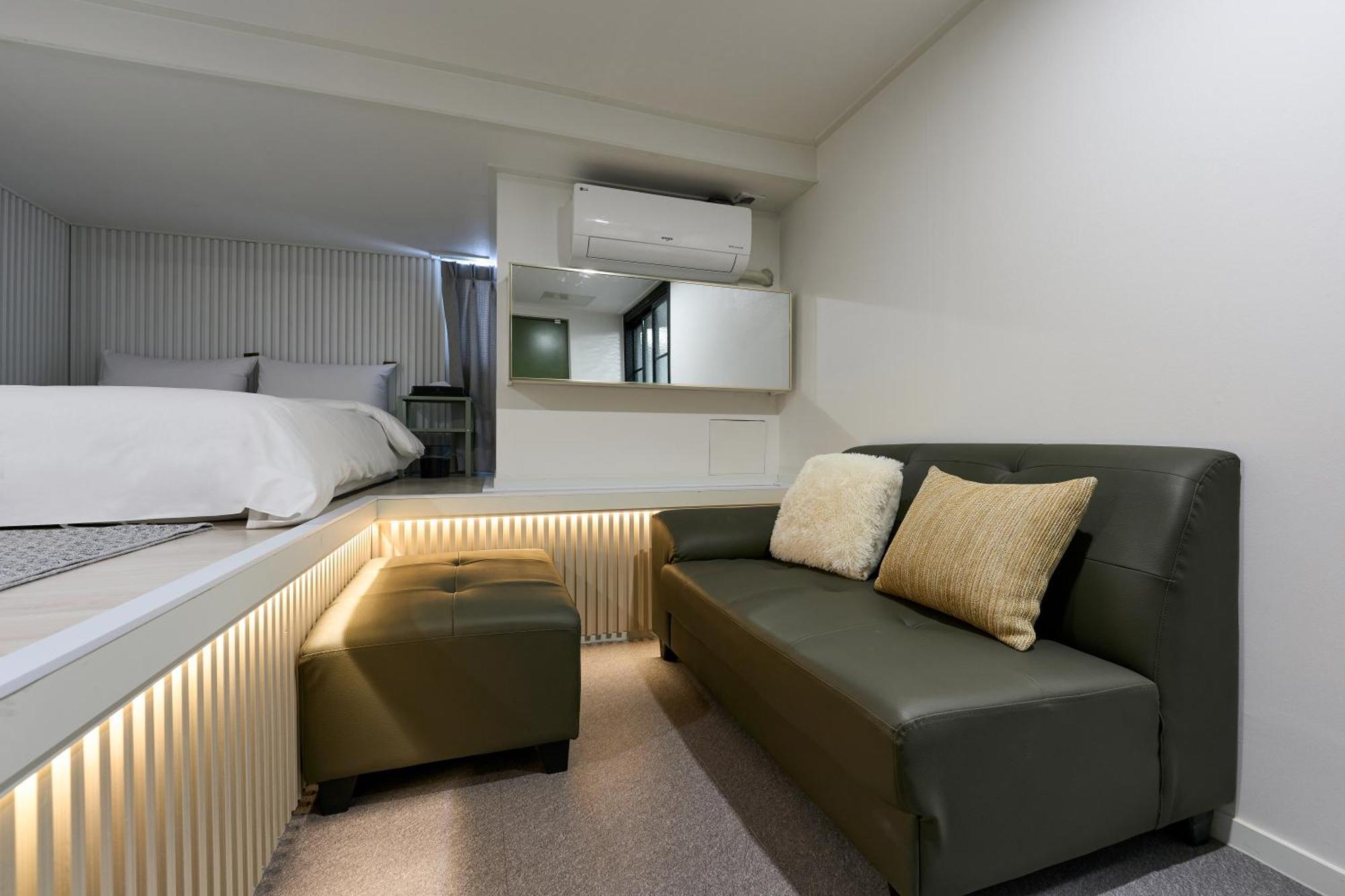 Hotel Chloe Seoul Bagian luar foto