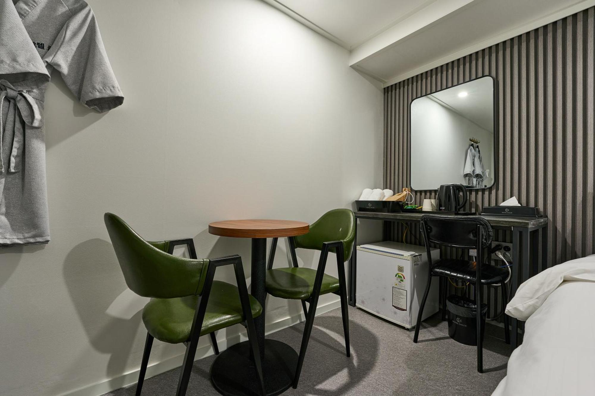 Hotel Chloe Seoul Bagian luar foto