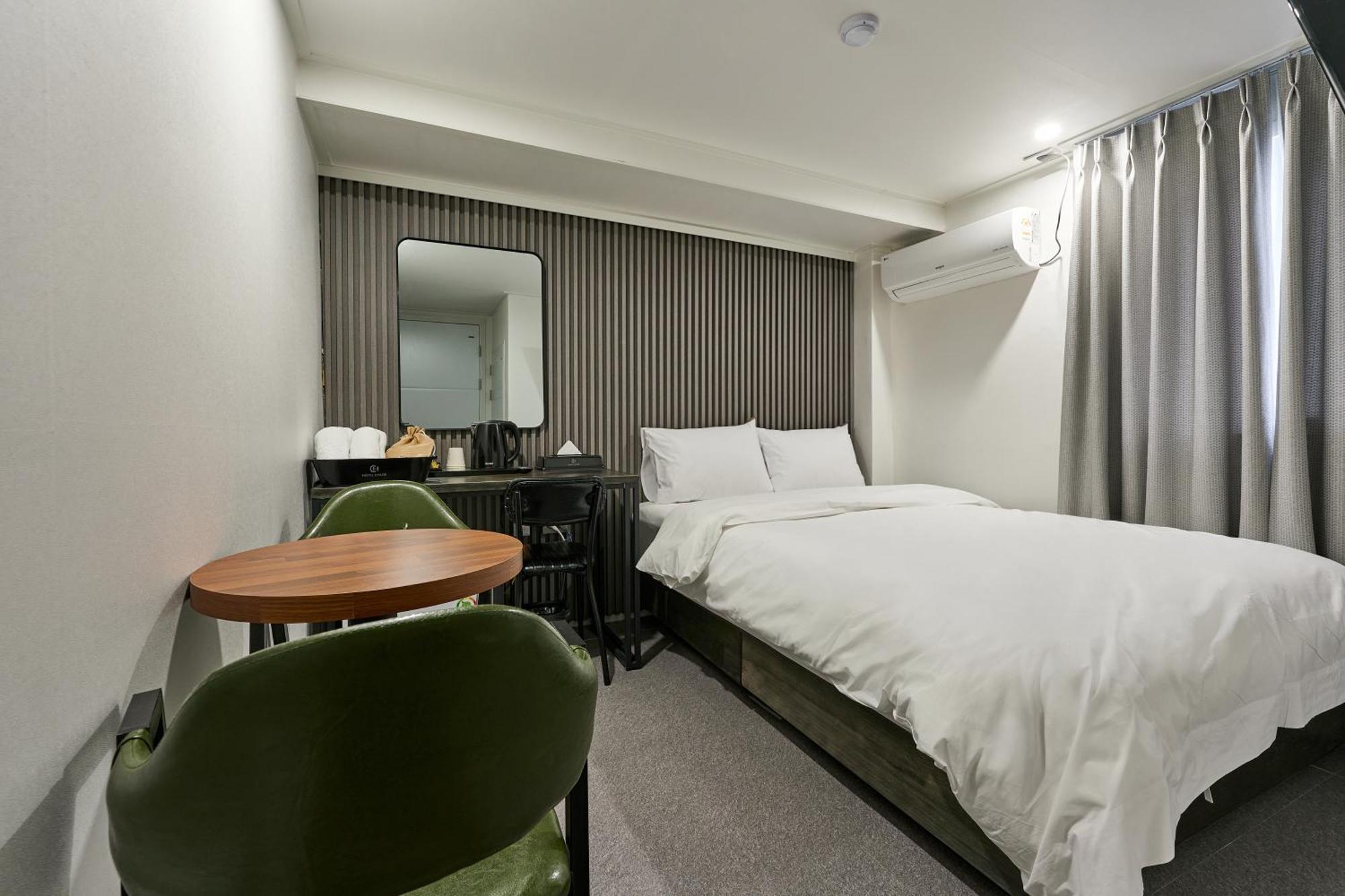 Hotel Chloe Seoul Bagian luar foto