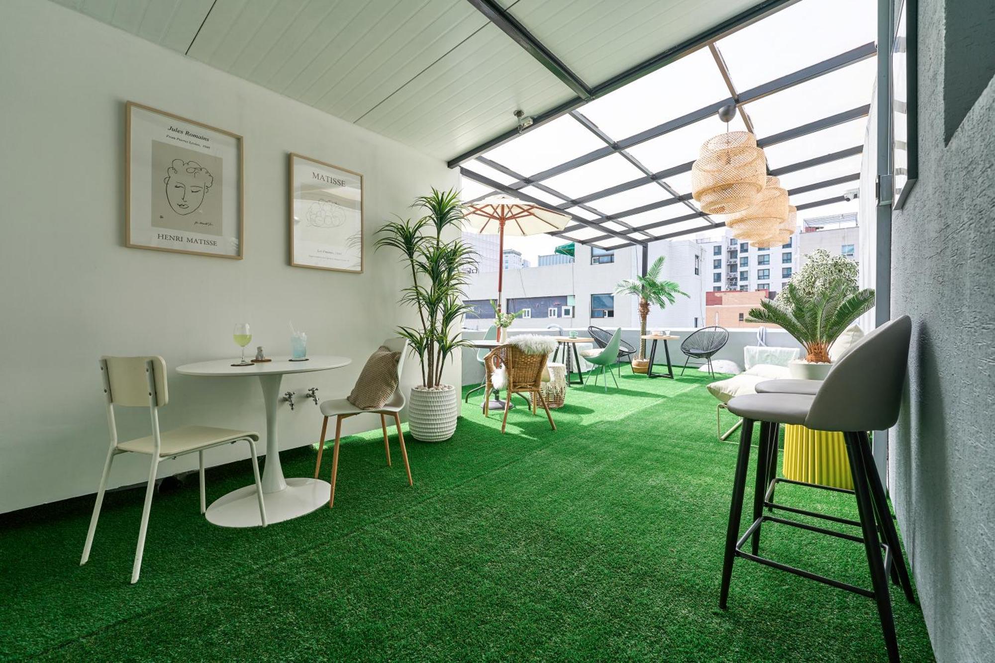 Hotel Chloe Seoul Bagian luar foto