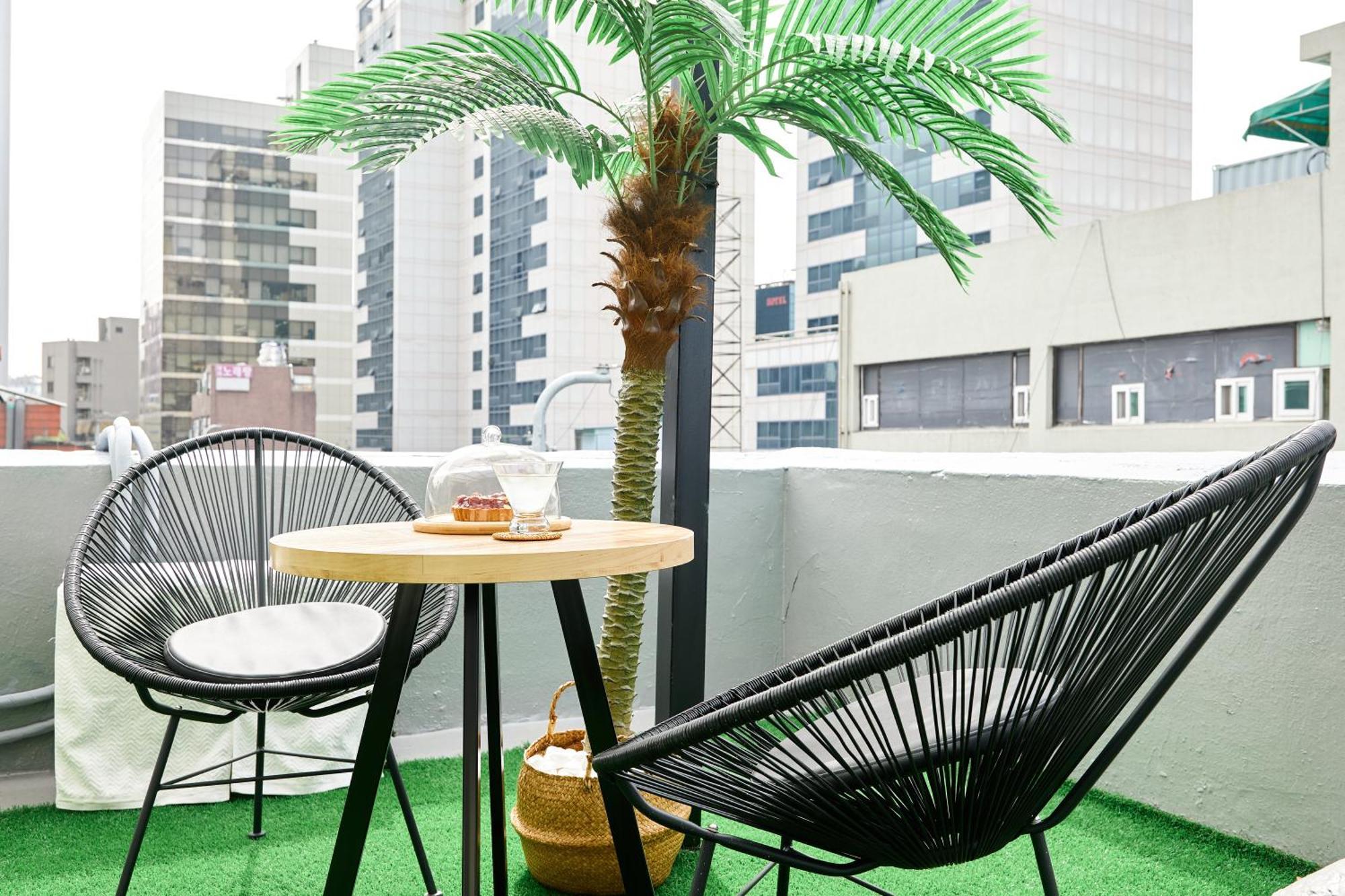 Hotel Chloe Seoul Bagian luar foto